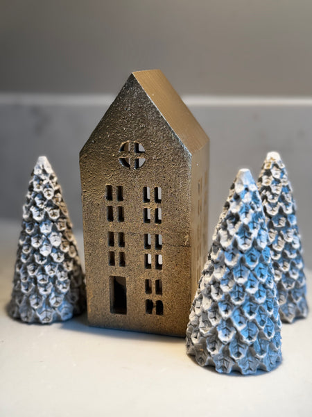 Hand- Painted Holiday Decor Set