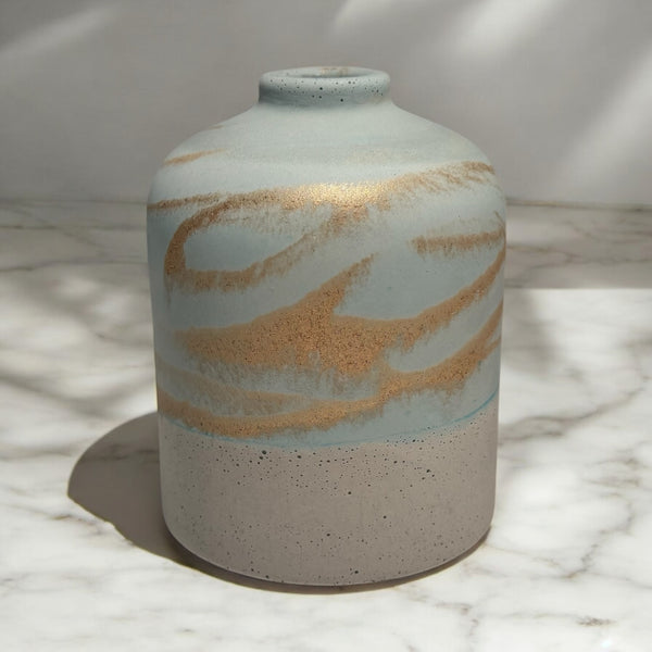 Ōm Artisan Vase